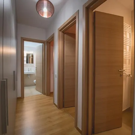 Bookingpedia Luxury Apartment *